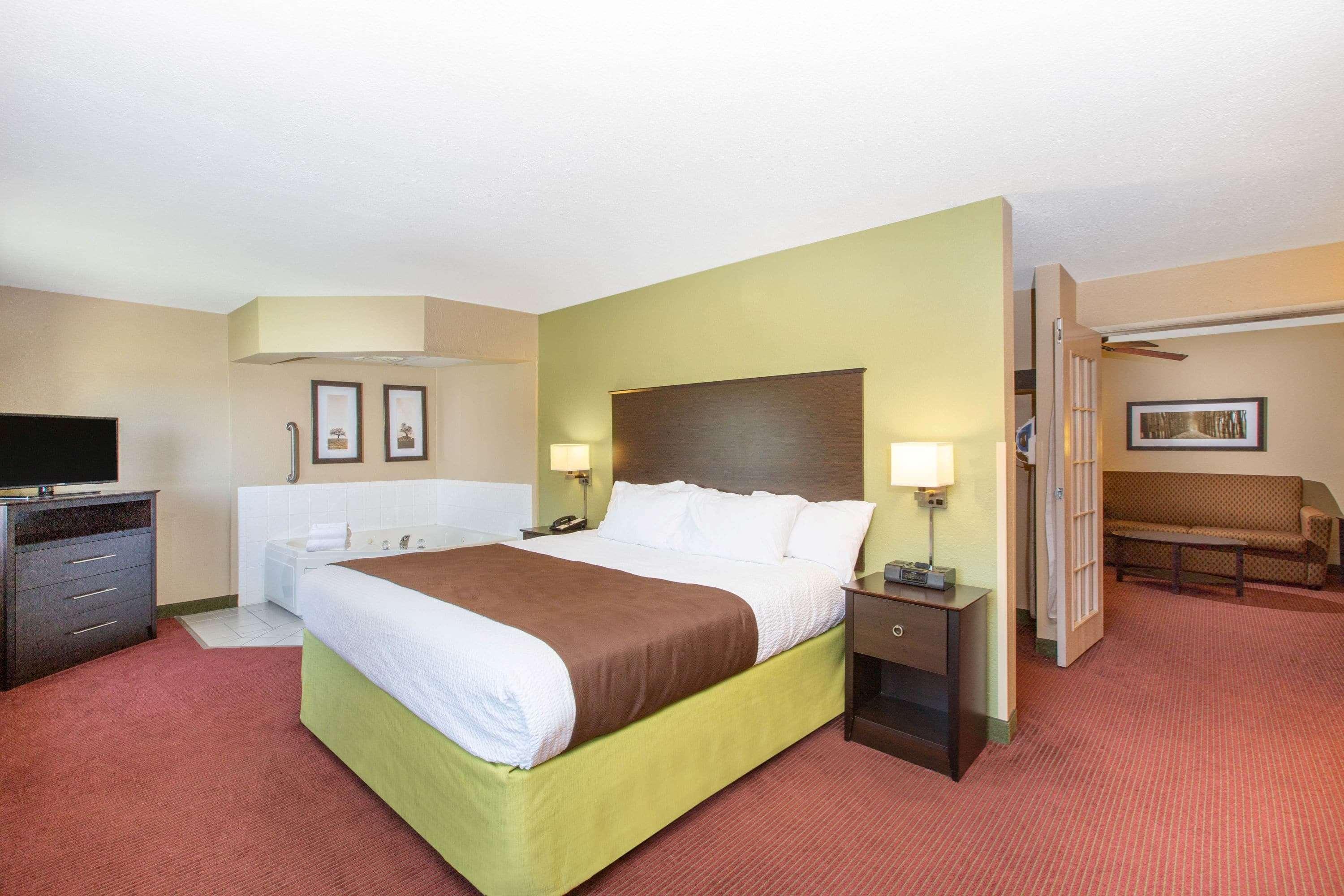 Americinn By Wyndham Okoboji Eksteriør bilde