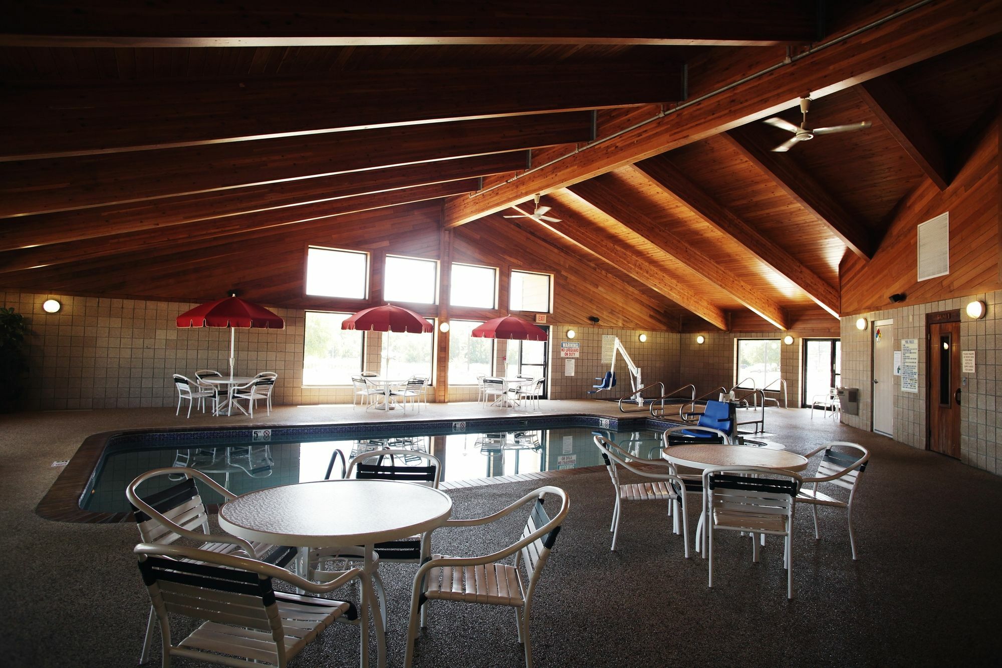 Americinn By Wyndham Okoboji Eksteriør bilde