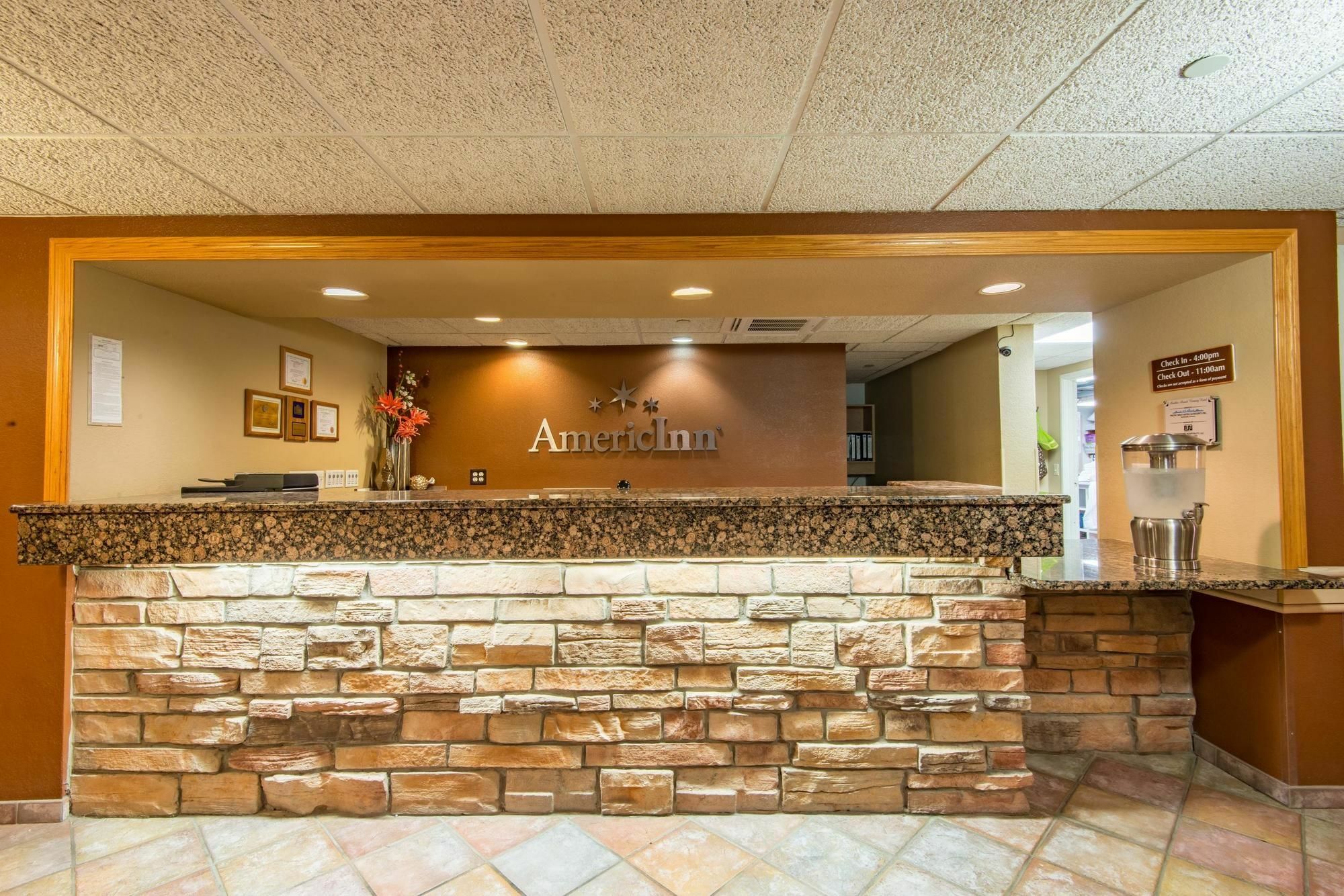Americinn By Wyndham Okoboji Eksteriør bilde