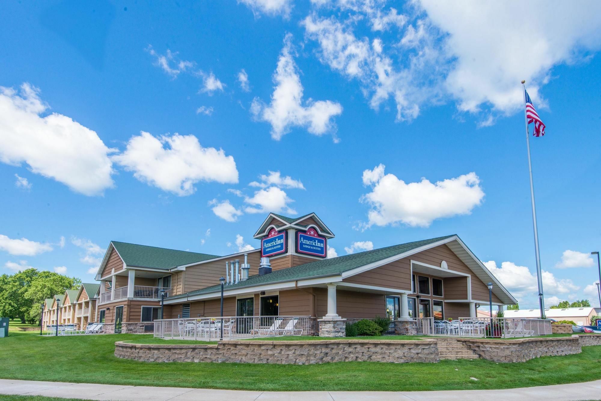 Americinn By Wyndham Okoboji Eksteriør bilde