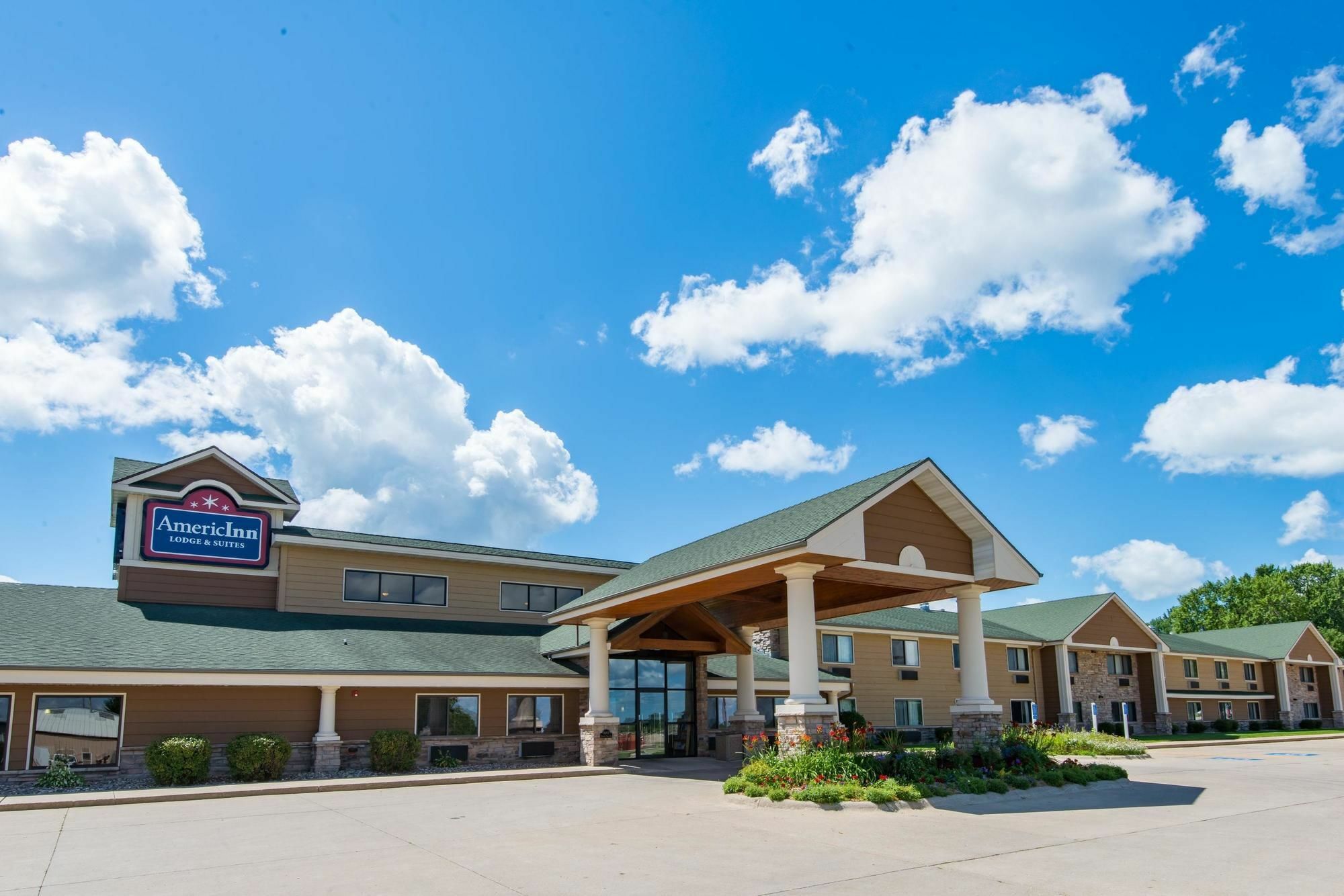 Americinn By Wyndham Okoboji Eksteriør bilde